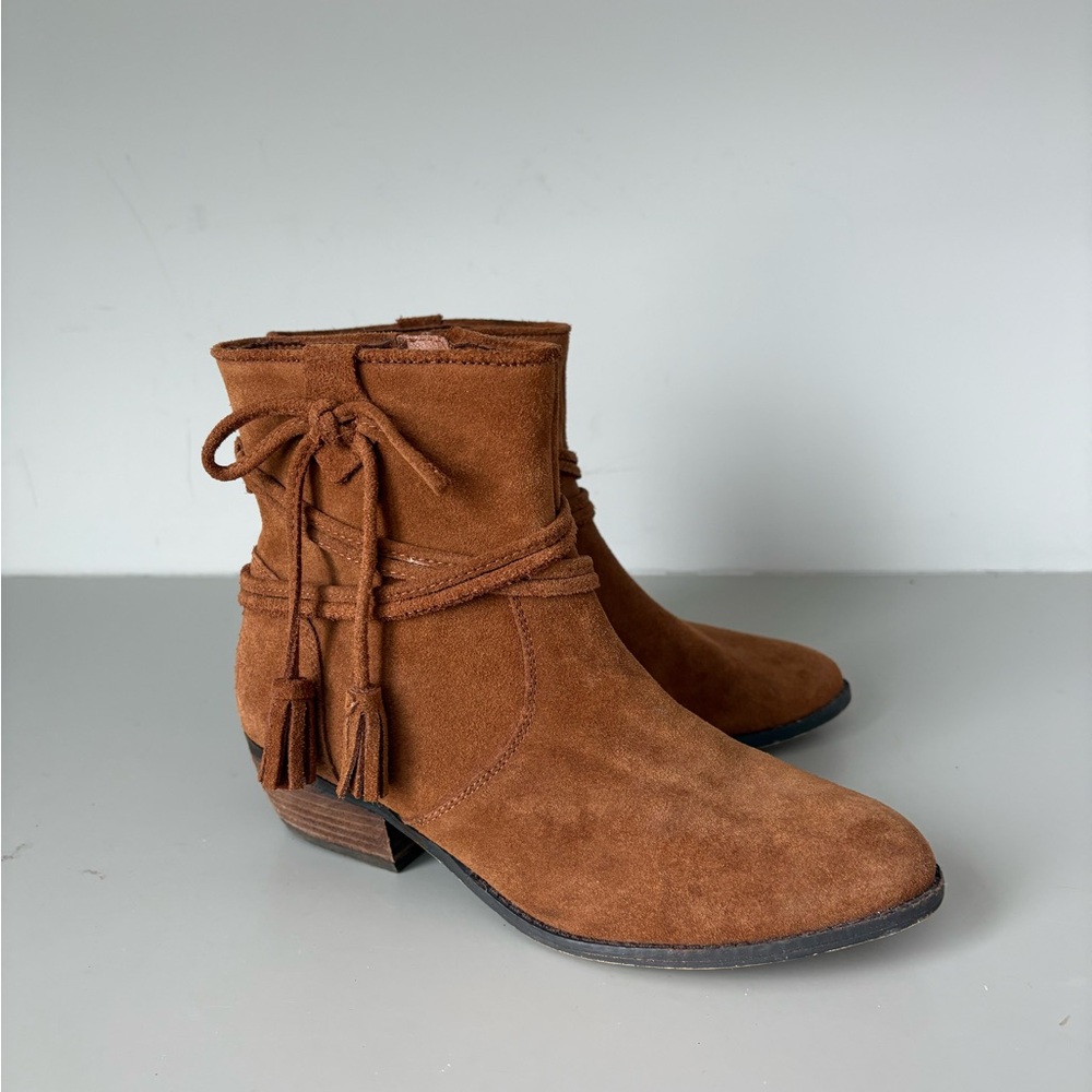 Minnetonka Suede Ankle Booties Boots Size 8